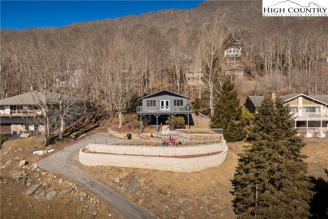 Image number 21 for the current listing