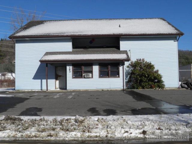 Image number 3 for the current listing