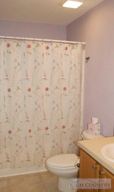 Image number 5 for the current listing
