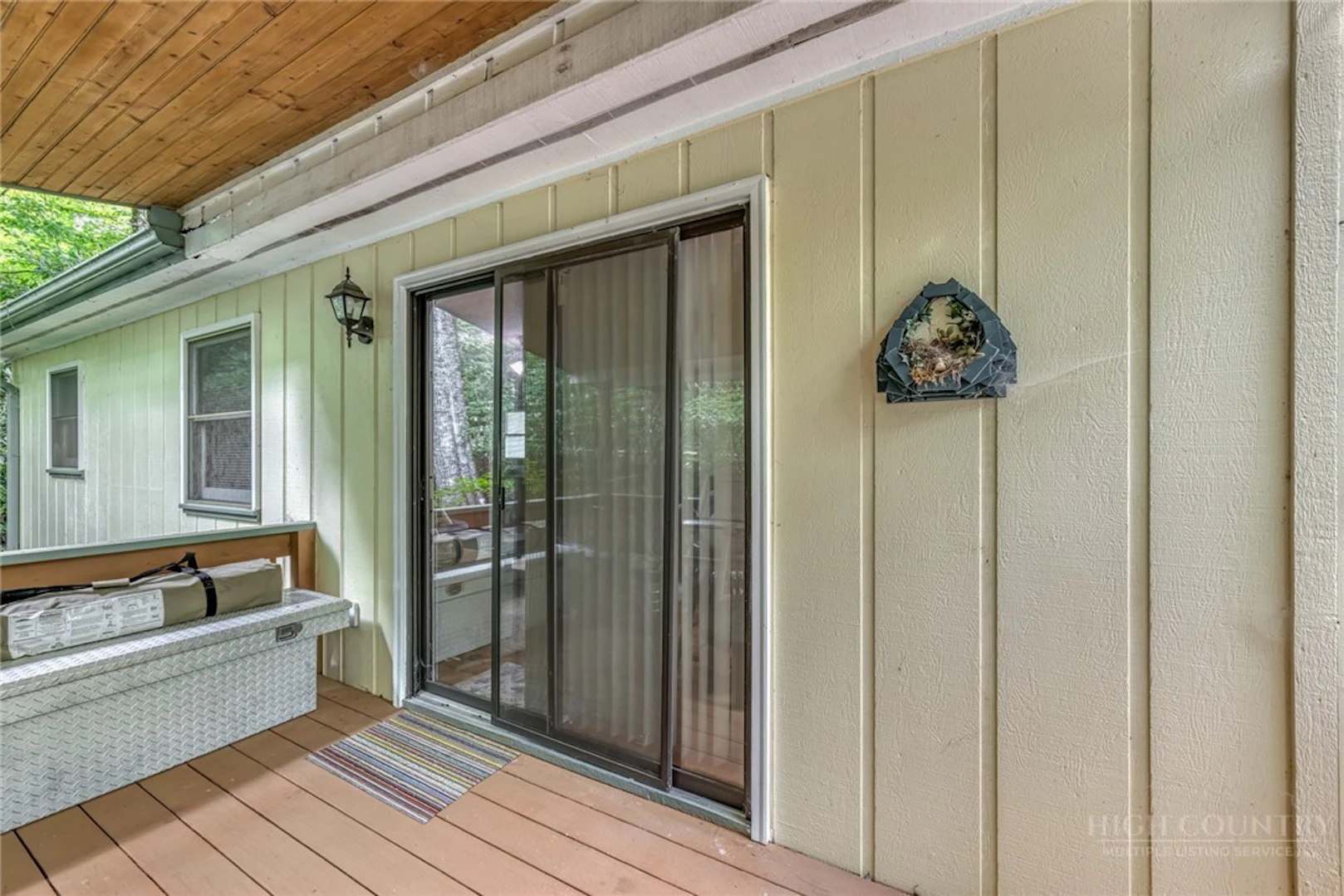 Image number 20 for the current listing