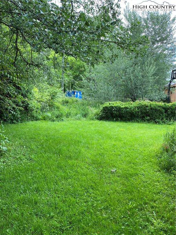 Image number 17 for the current listing