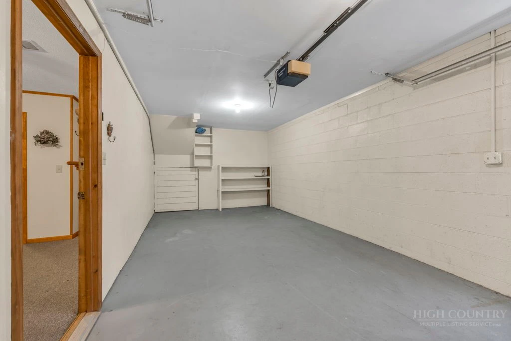 Image number 6 for the current listing