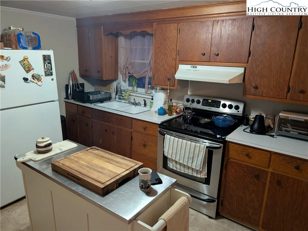 Image number 6 for the current listing