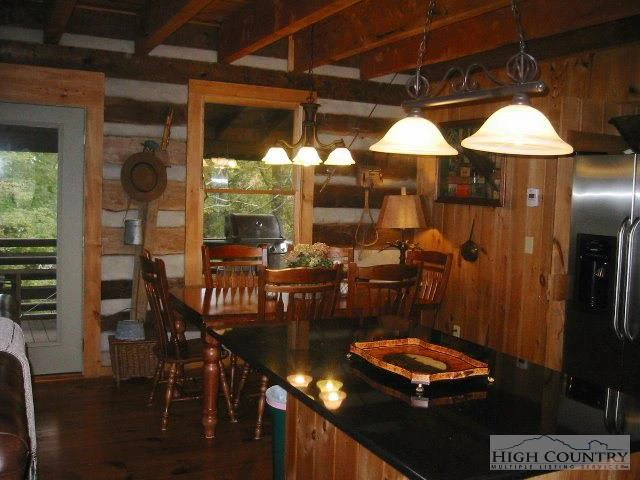 Image number 7 for the current listing