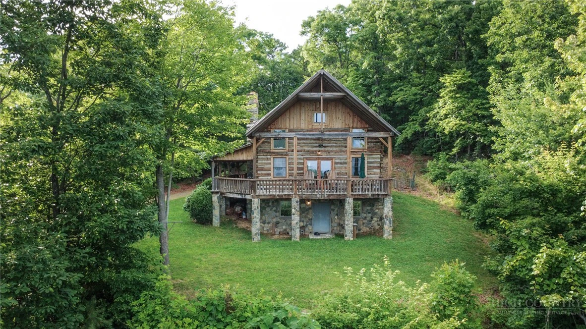 Image number 2 for the current listing