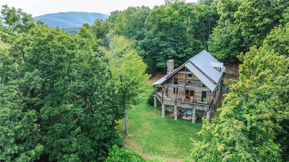 Image number 9 for the current listing