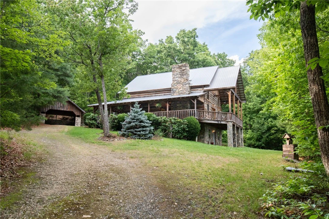 Image number 10 for the current listing