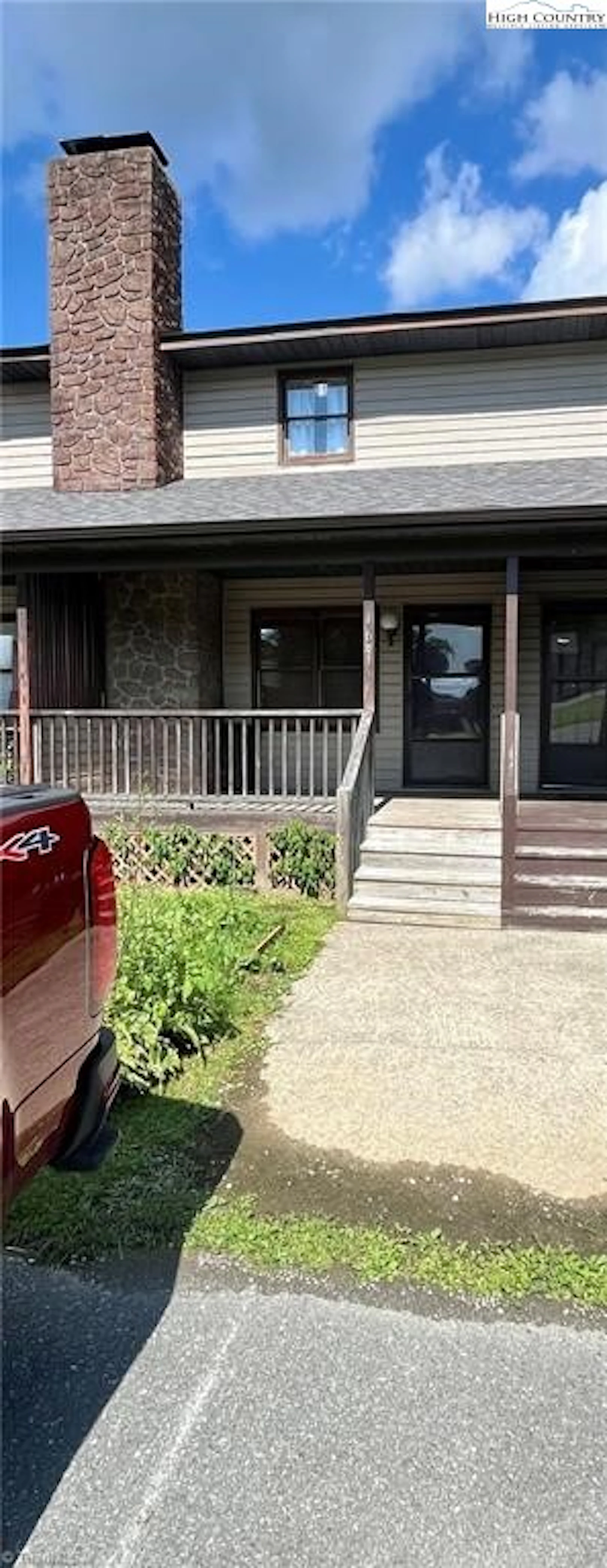 Image number 1 for the current listing