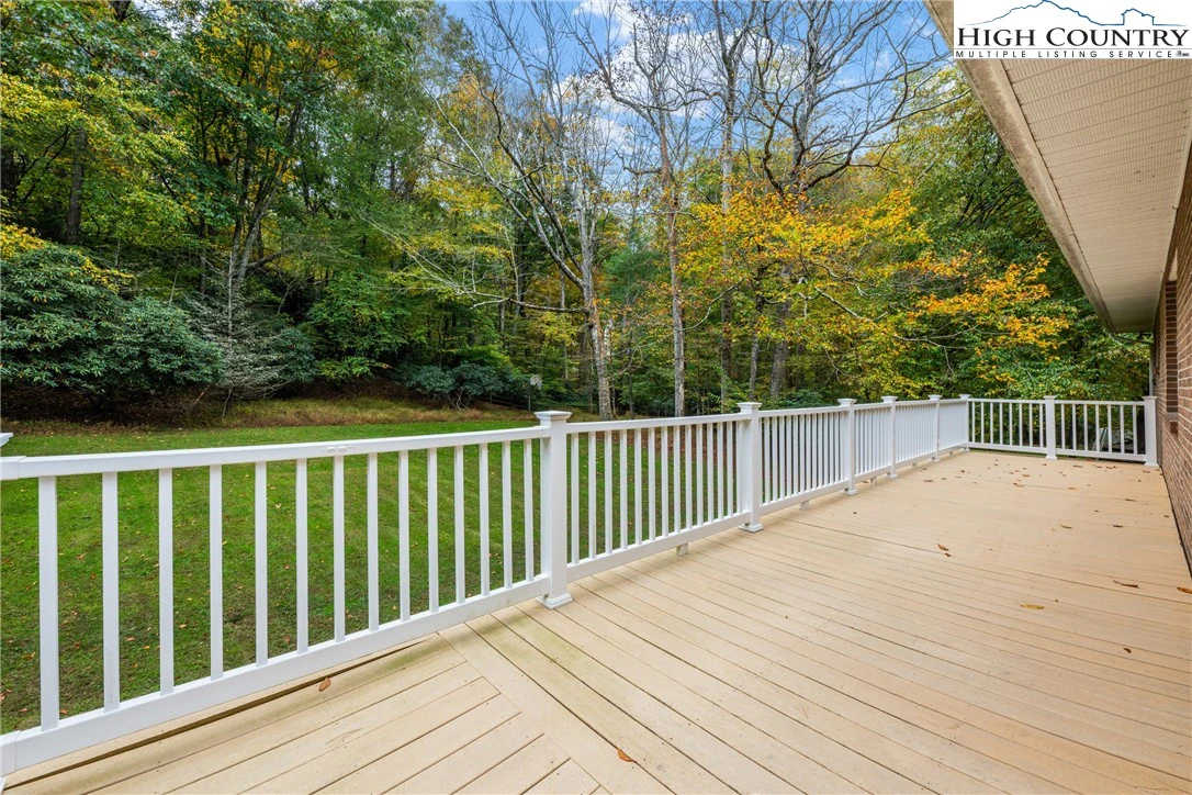 Image number 6 for the current listing
