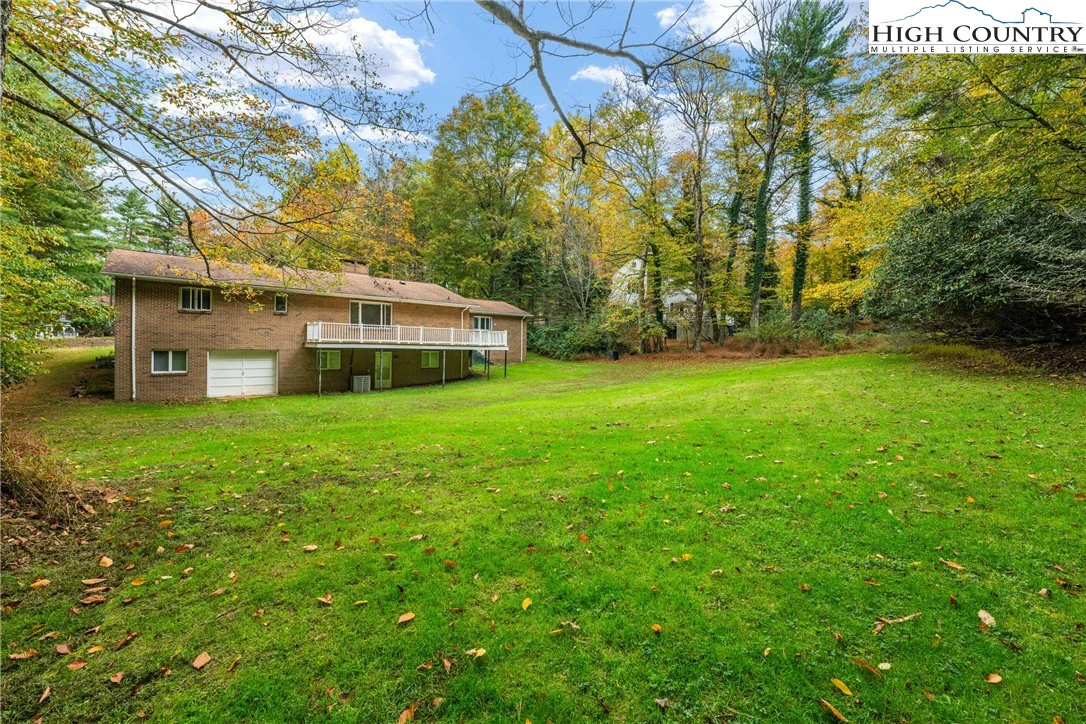 Image number 8 for the current listing