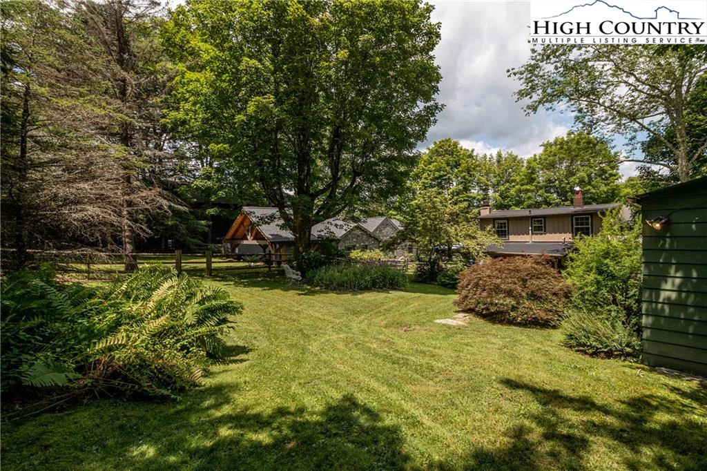 Image number 6 for the current listing