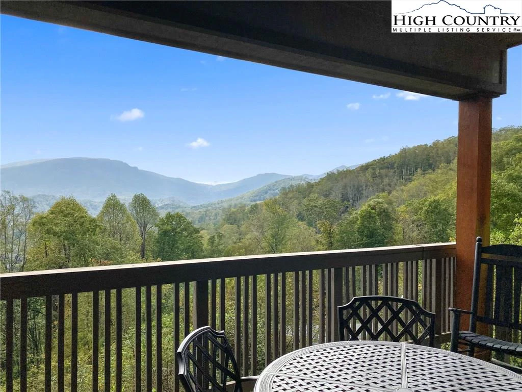 Image number 7 for the current listing