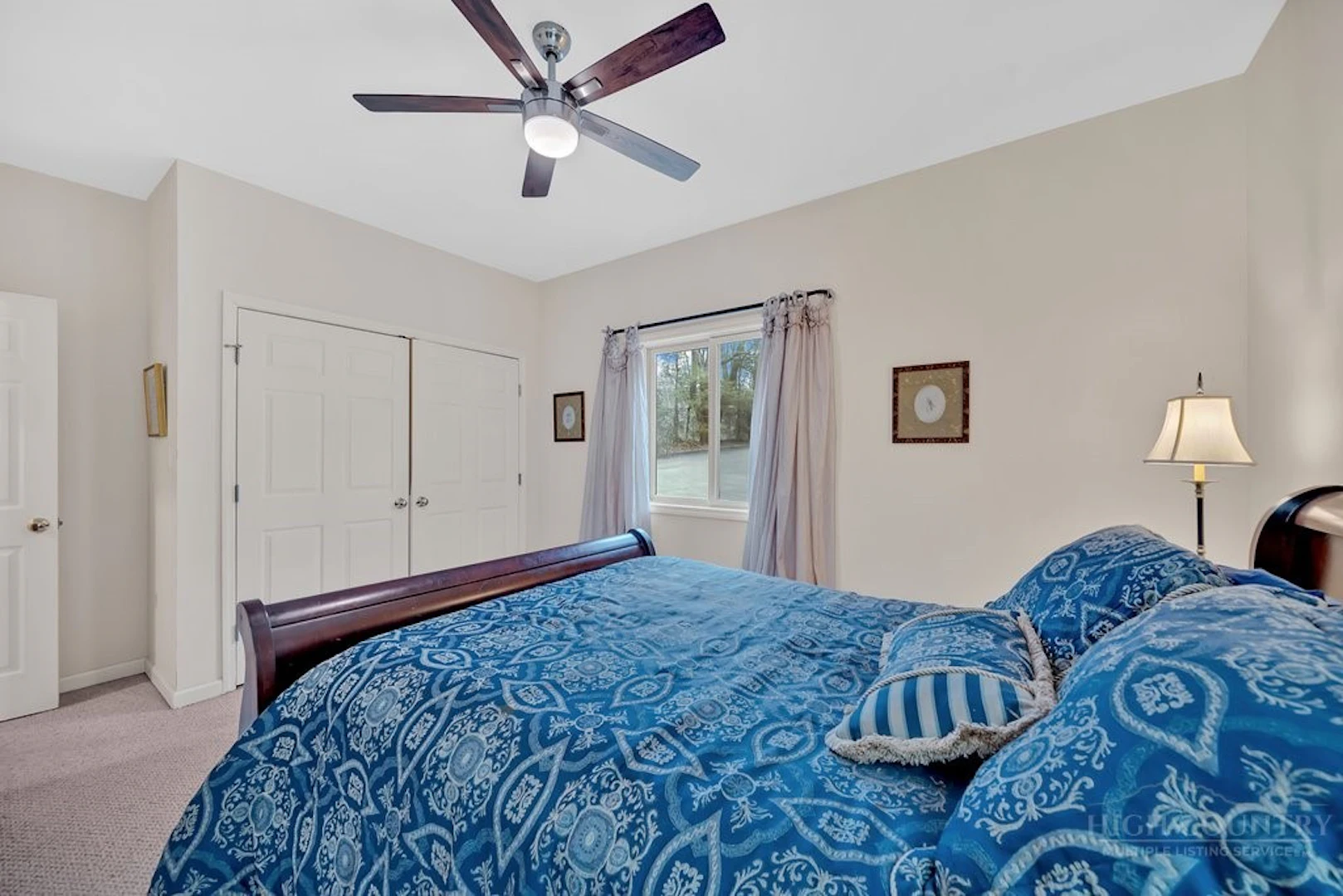 Image number 6 for the current listing