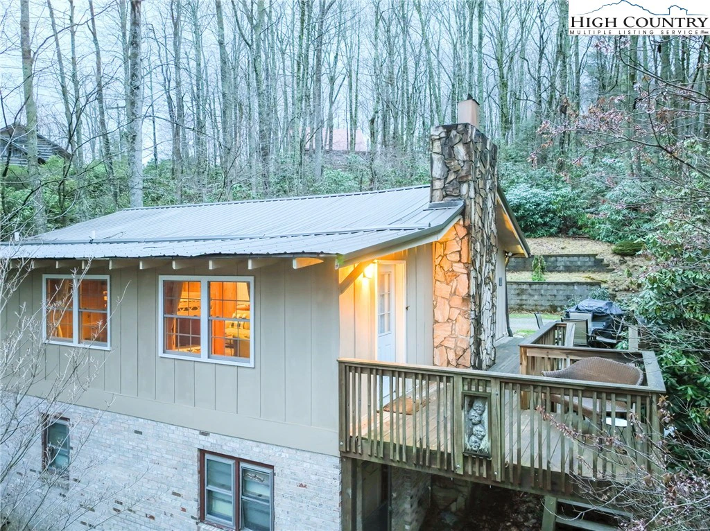 Image number 6 for the current listing