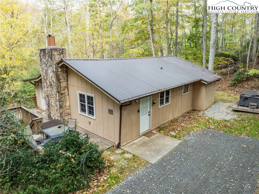 Image number 10 for the current listing