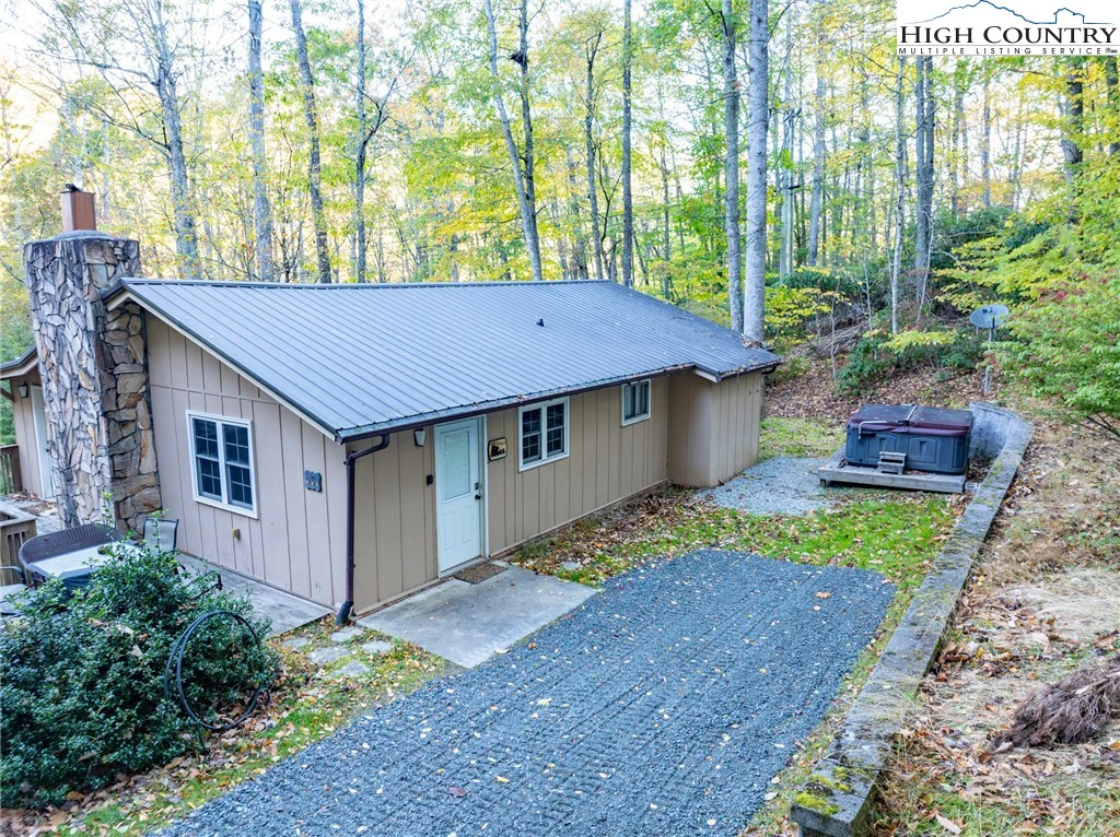 Image number 11 for the current listing