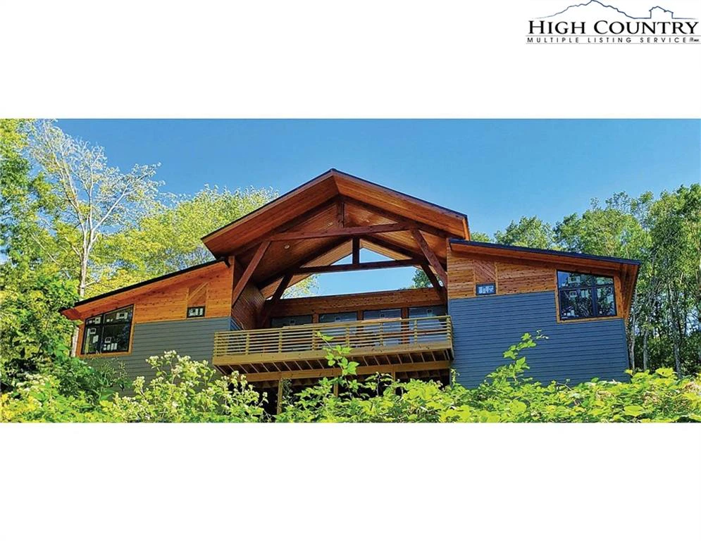 Image number 3 for the current listing