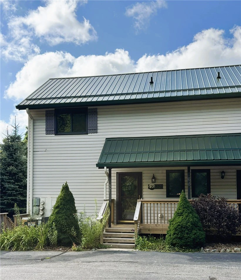 Image number 2 for the current listing