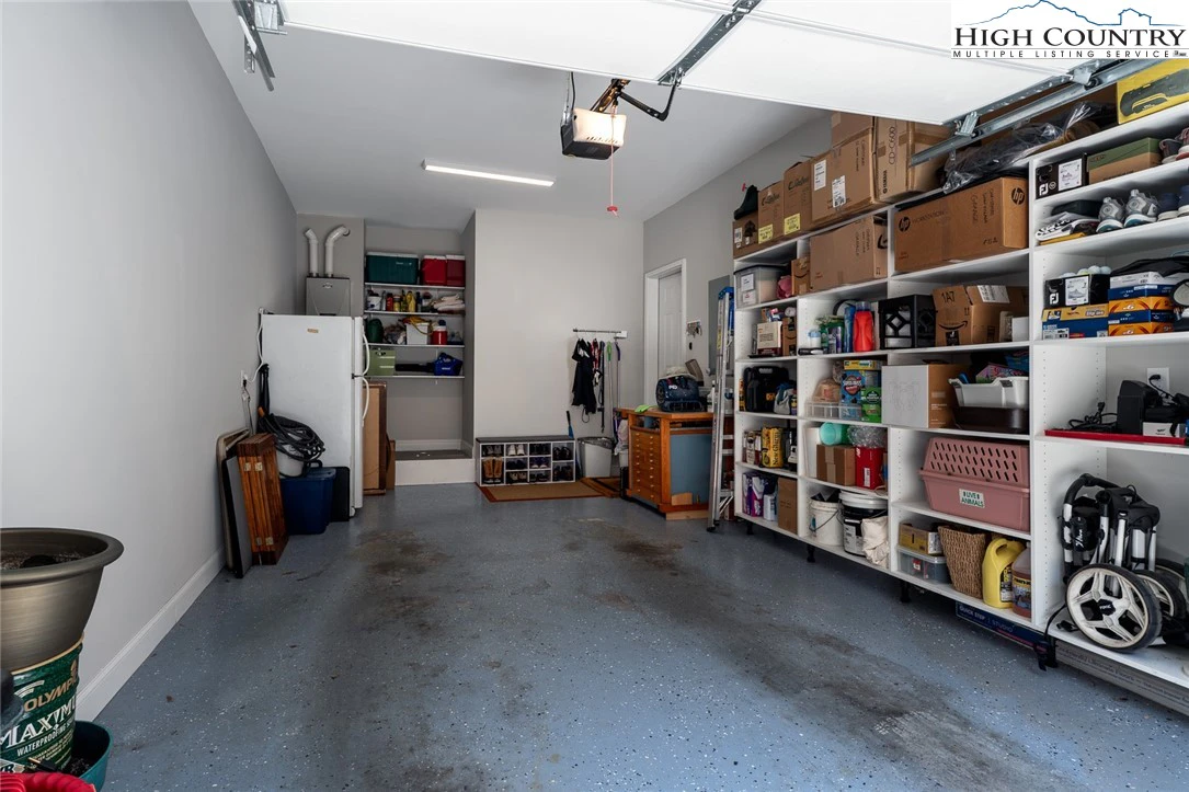 Image number 16 for the current listing