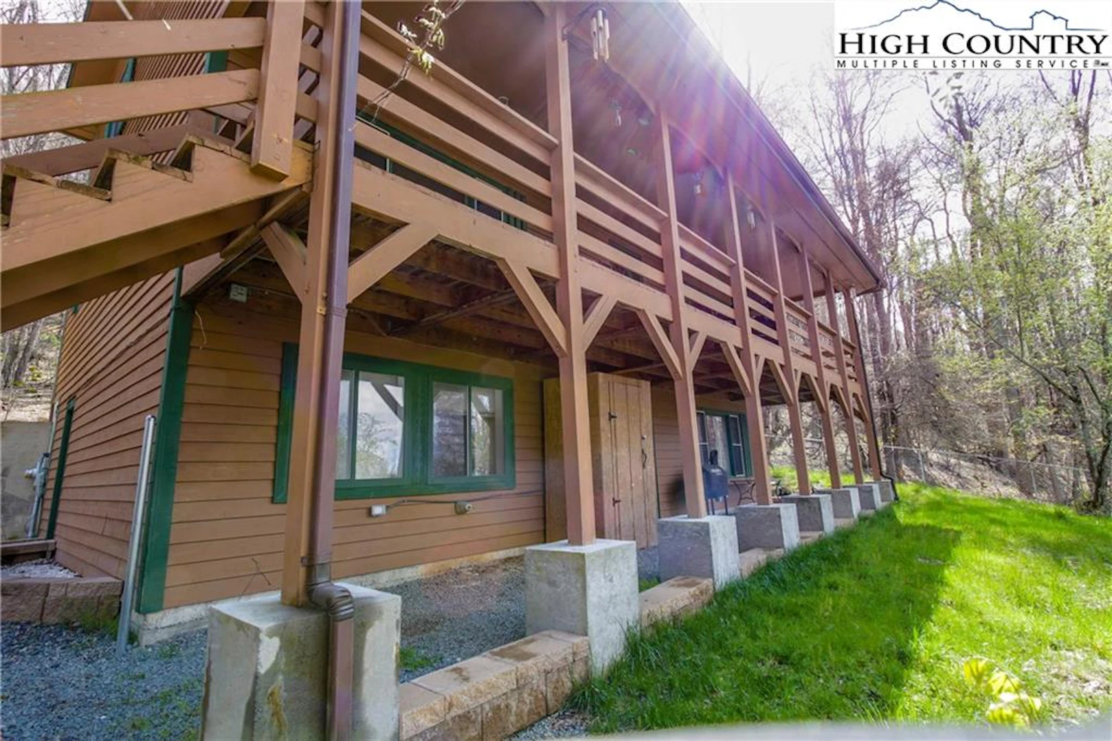 Image number 14 for the current listing