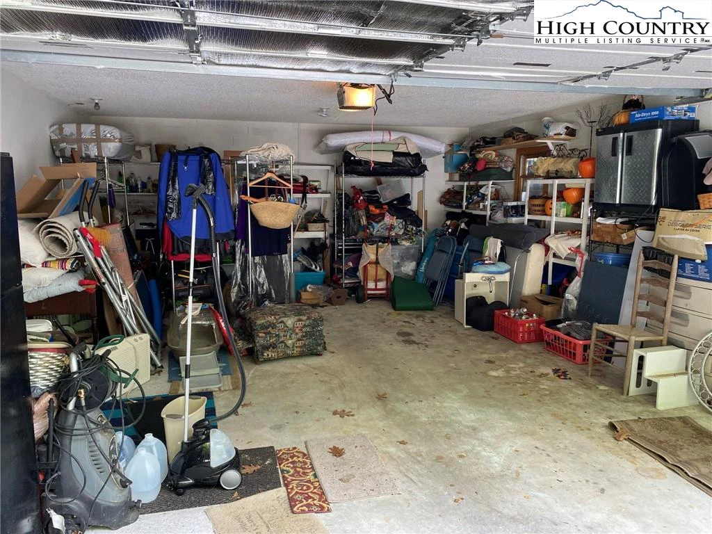 Image number 7 for the current listing