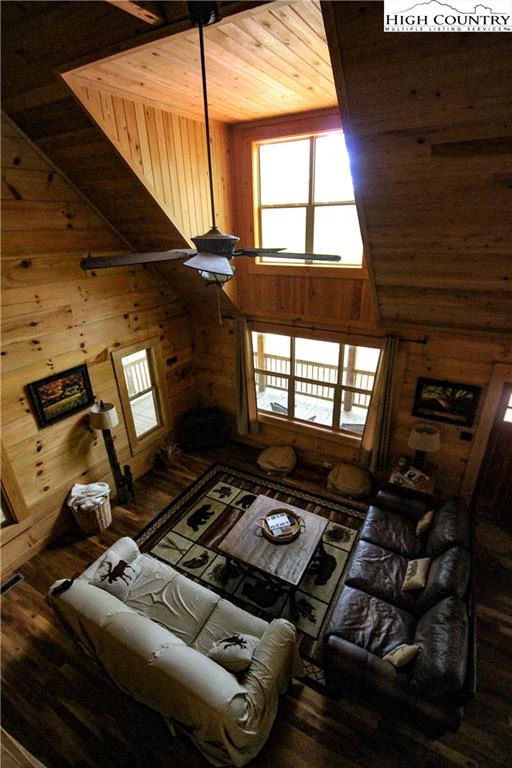 Image number 12 for the current listing