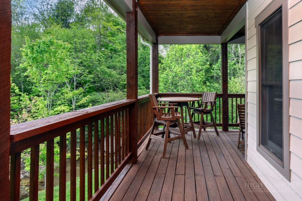 Image number 2 for the current listing