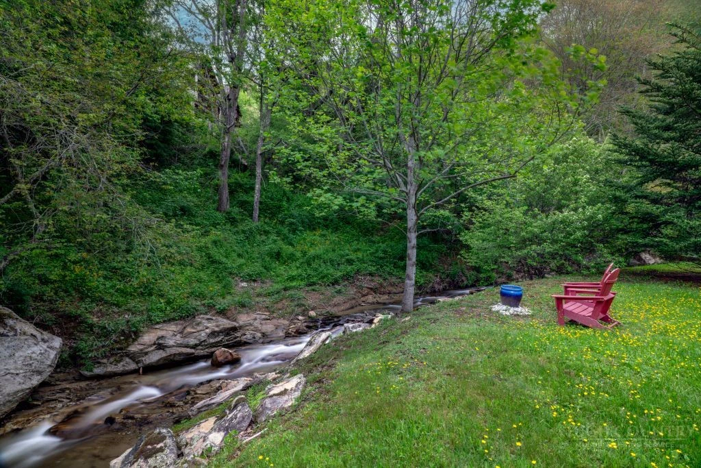 Image number 7 for the current listing
