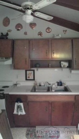 Image number 9 for the current listing