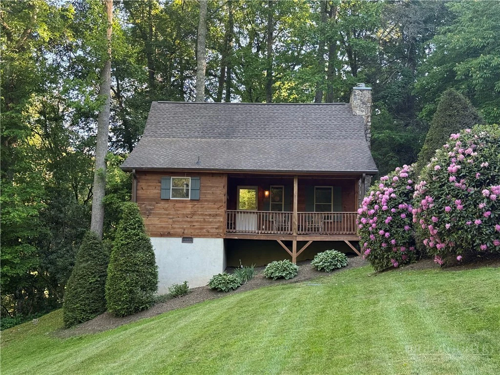 Image number 2 for the current listing