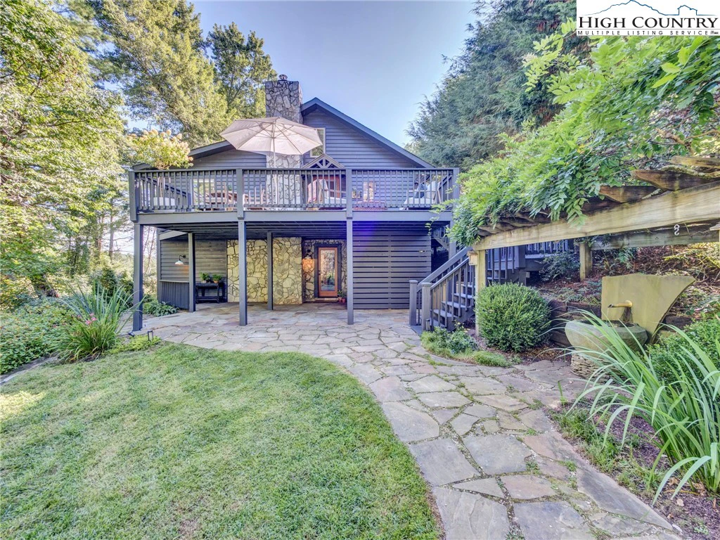 Image number 3 for the current listing