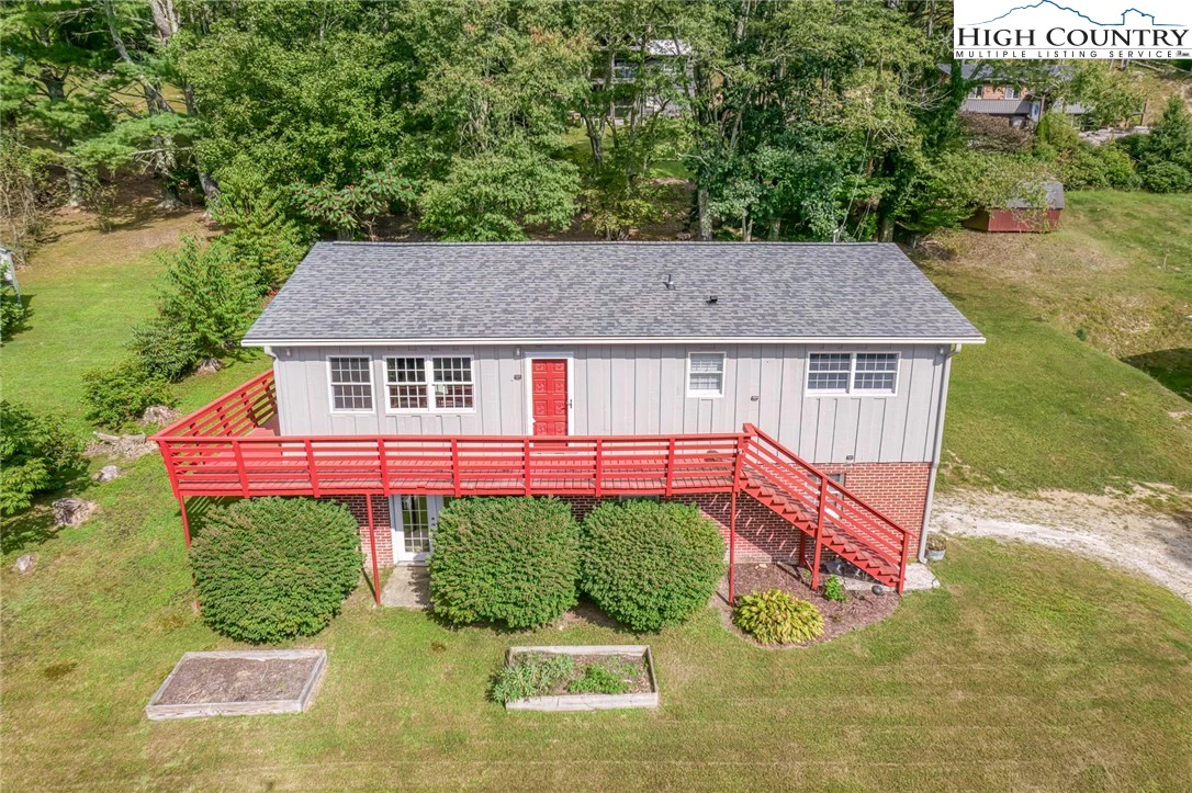 Image number 1 for the current listing