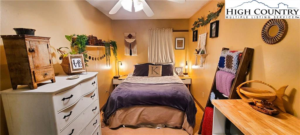 Image number 7 for the current listing