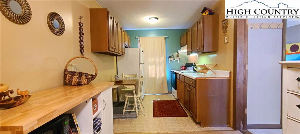 Image number 8 for the current listing