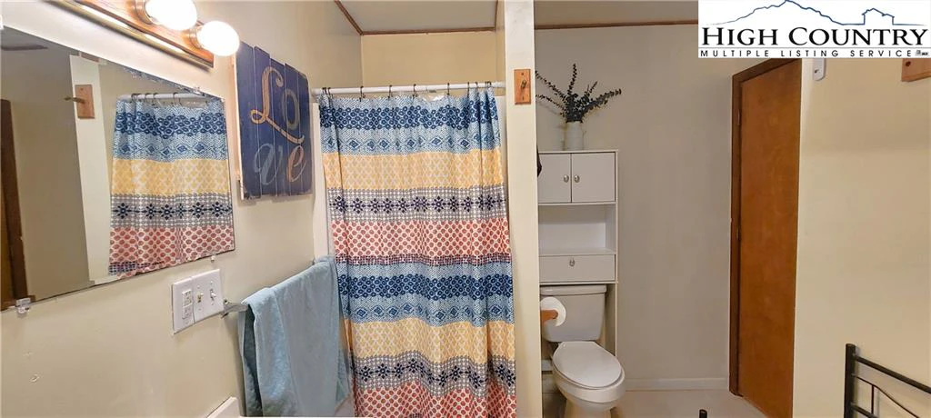 Image number 12 for the current listing