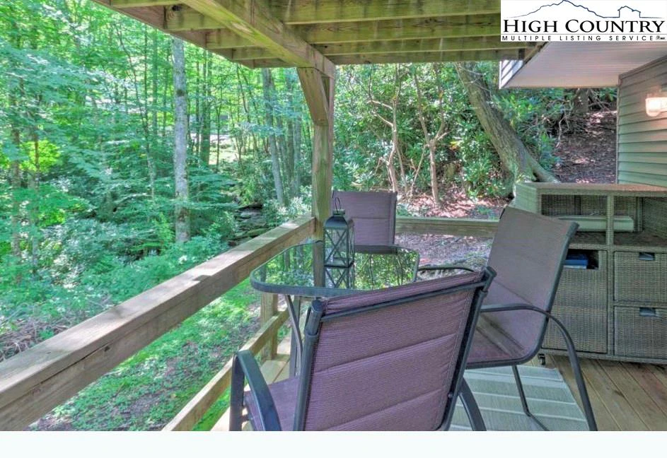 Image number 6 for the current listing