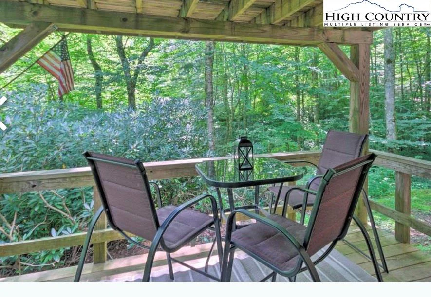 Image number 22 for the current listing