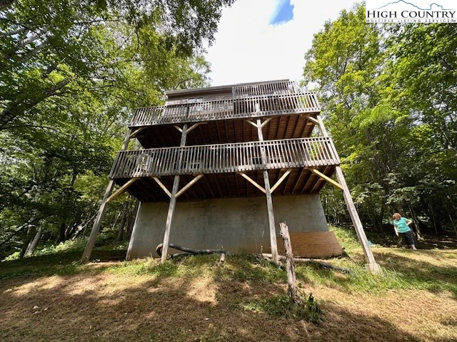 Image number 16 for the current listing