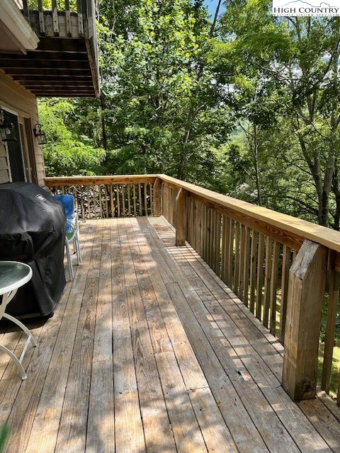 Image number 11 for the current listing