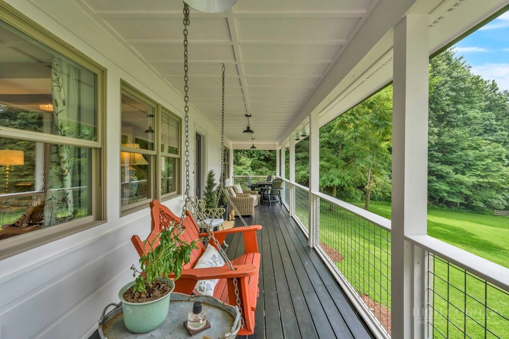 Image number 5 for the current listing
