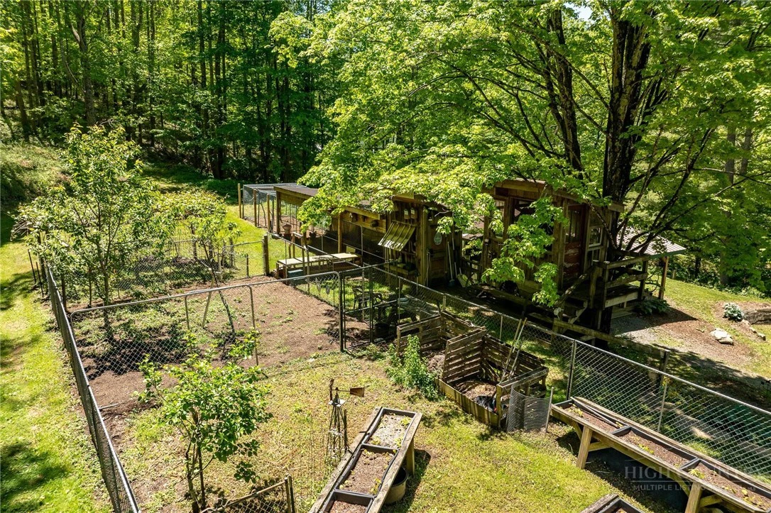 Image number 10 for the current listing