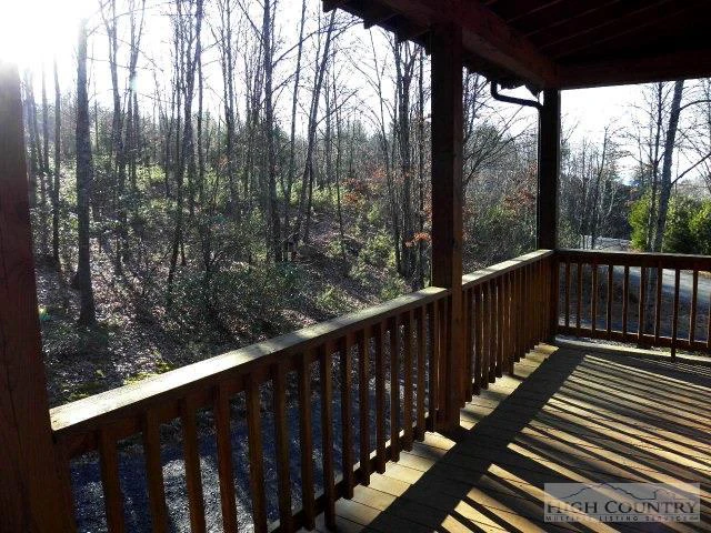 Image number 11 for the current listing