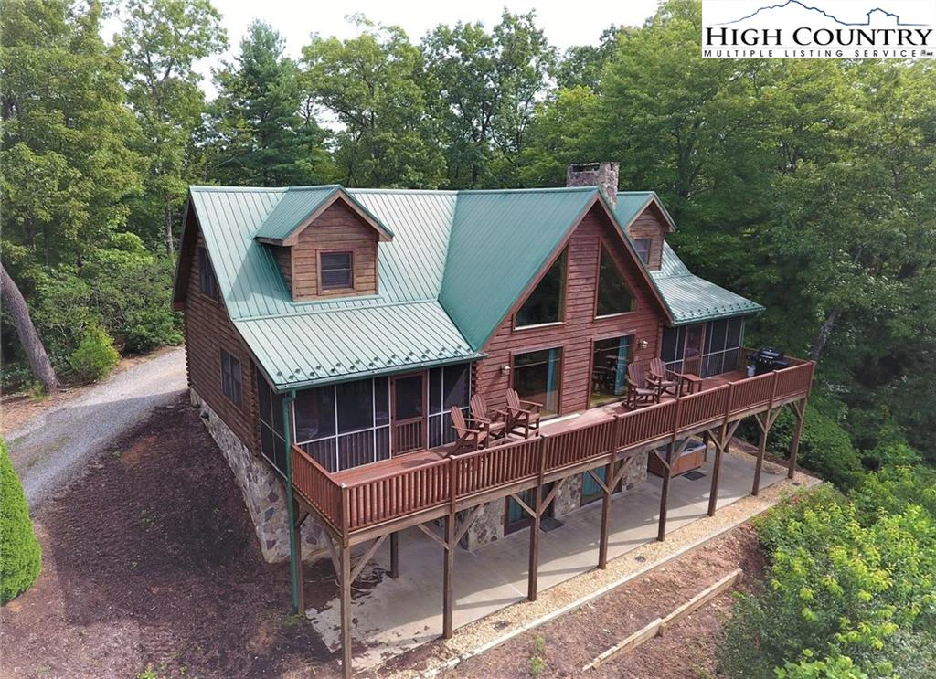 Image number 1 for the current listing