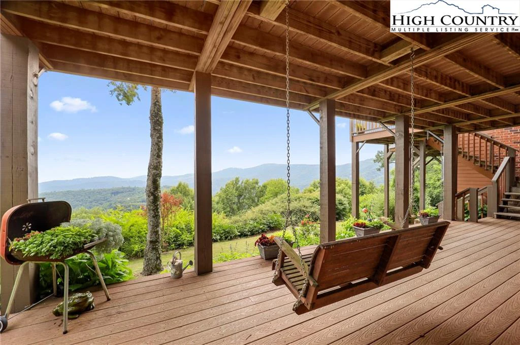 Image number 3 for the current listing