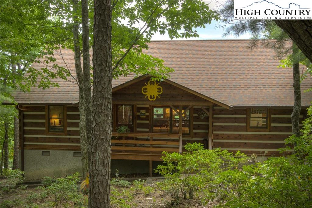 Image number 1 for the current listing