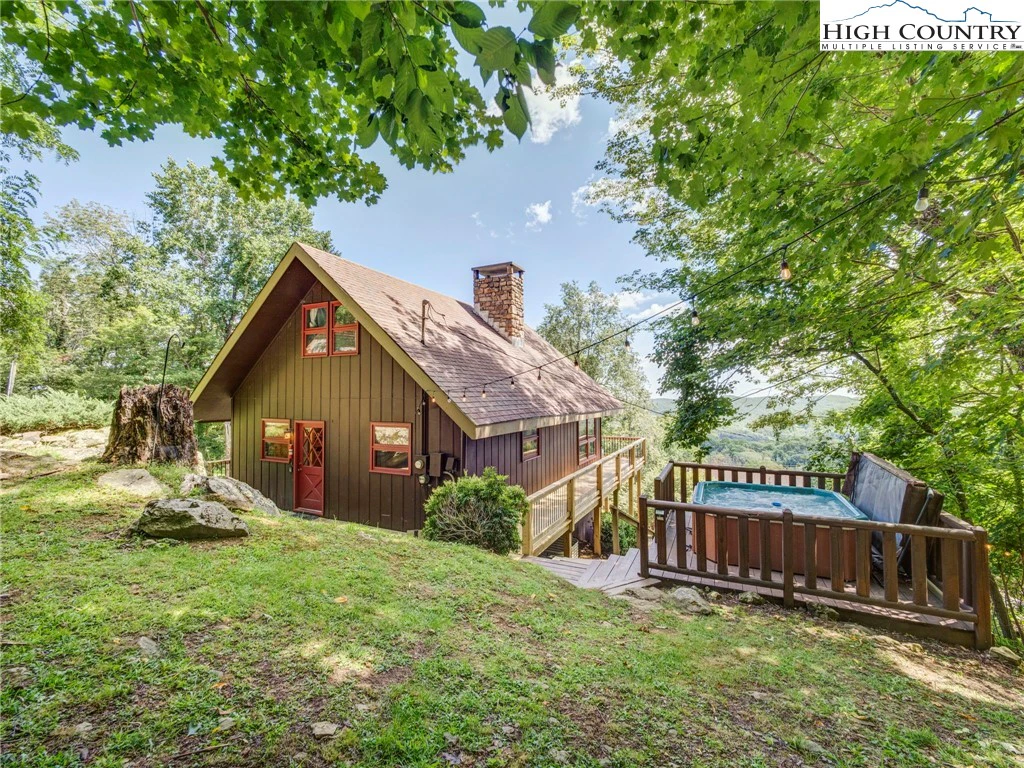 Image number 18 for the current listing