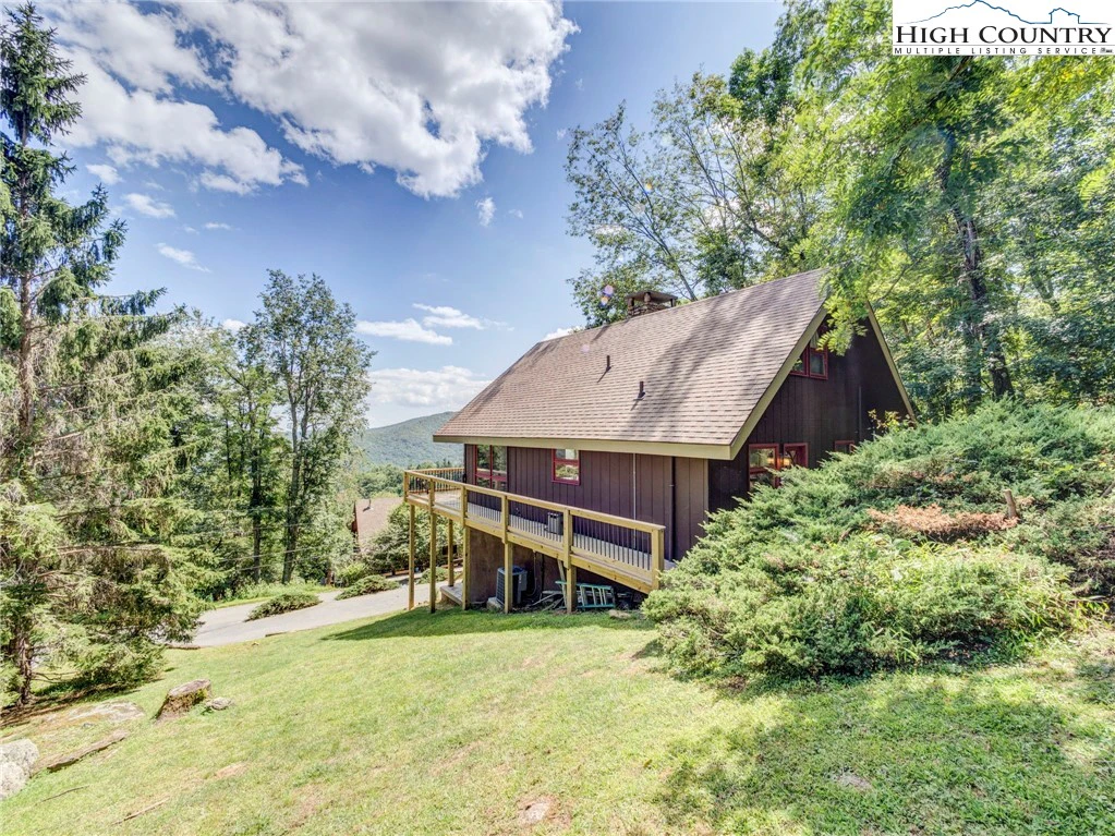 Image number 19 for the current listing