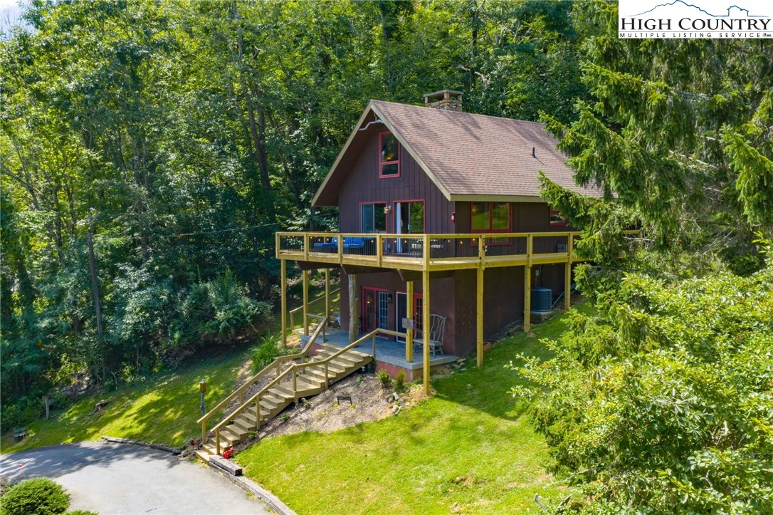 Image number 1 for the current listing