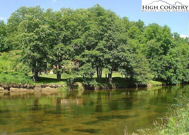 Image number 18 for the current listing