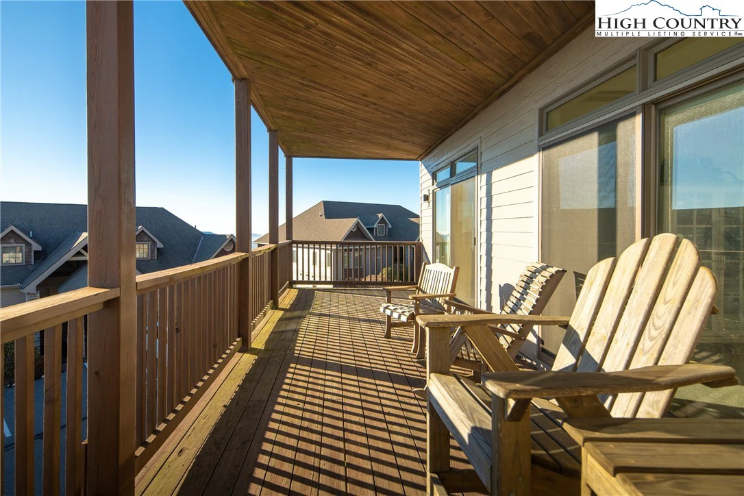 Image number 2 for the current listing
